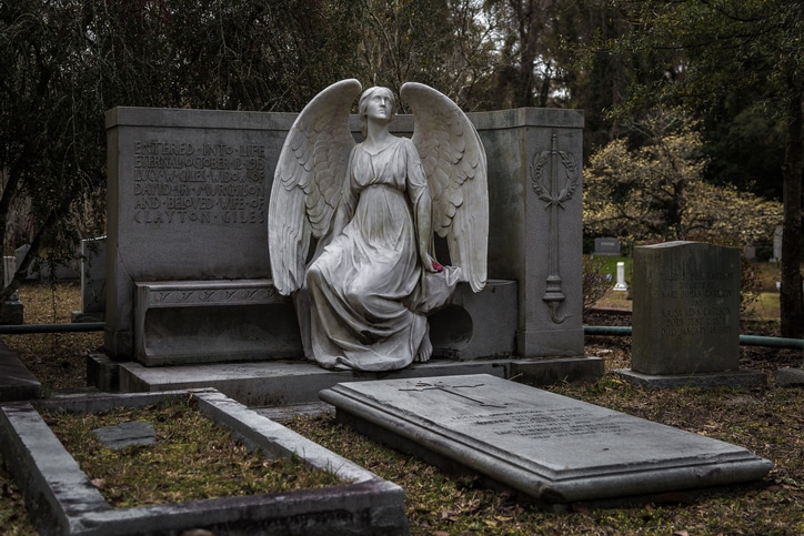 Historic Oakdale cemetery in North Carolina